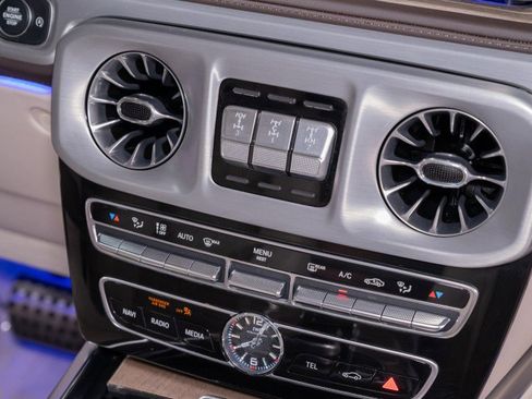 Certified 2022 Mercedes-Benz G 63 AMG 4MATIC image 21