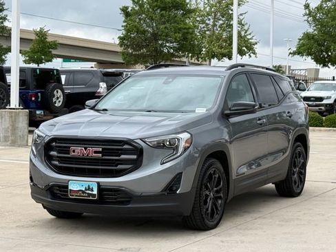 Used 2020 GMC Terrain SLT w/ Preferred Package image 7
