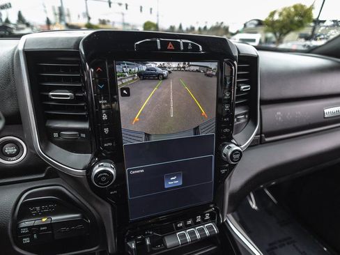 Used 2024 RAM 2500 Big Horn w/ Night Edition image 17