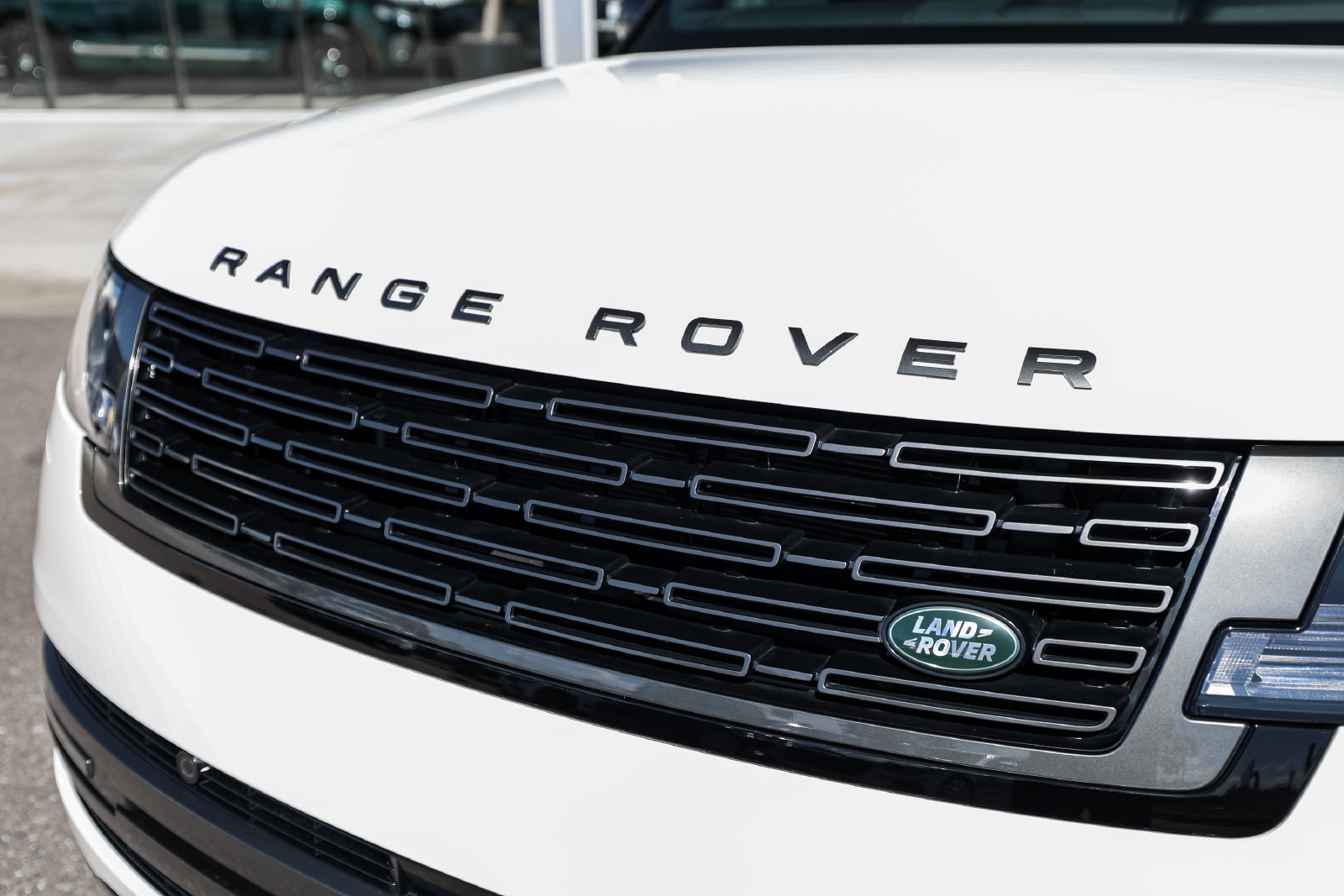 Used 2025 Land Rover Range Rover Long Wheelbase Autobiography AWD/4WD image 23