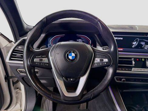 Used 2023 BMW X5 xDrive40i AWD/4WD image 13