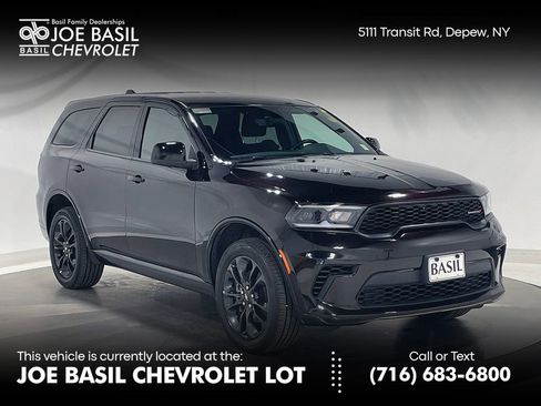 Used 2025 Dodge Durango GT image 1