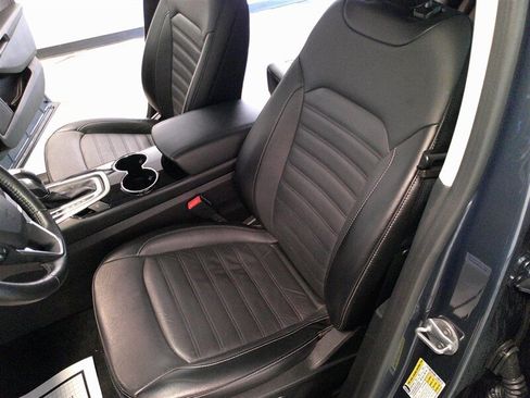 Used 2018 Ford Edge SEL w/ Equipment Group 201A image 27