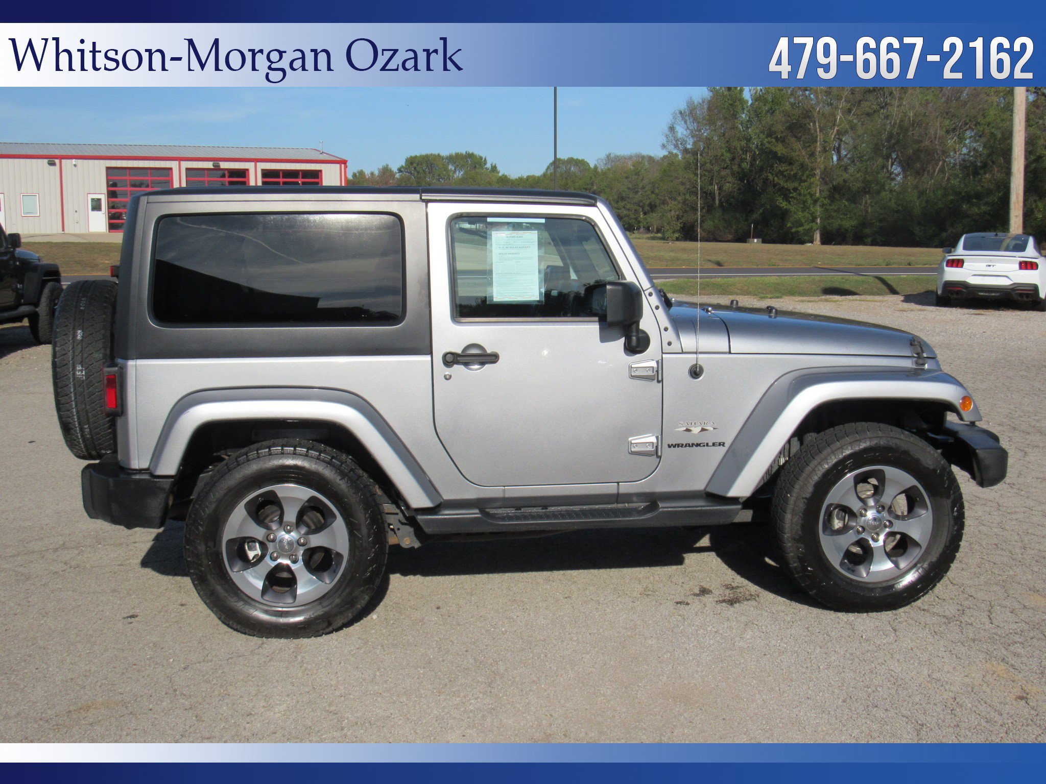 Used 2016 Jeep Wrangler Sahara w/ Connectivity Group AWD/4WD image 15