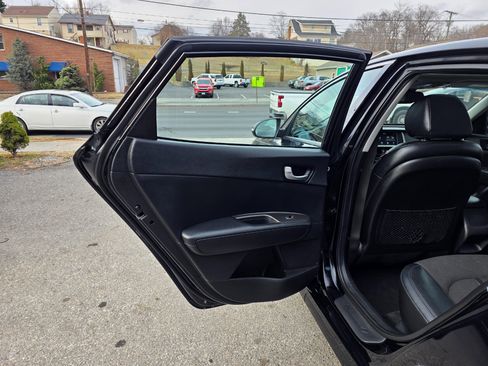 Used 2019 Kia Optima S w/ S Panoramic Sunroof Package image 12