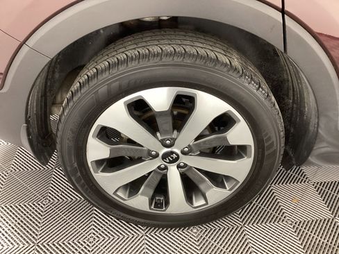 Used 2021 Kia Telluride S image 13