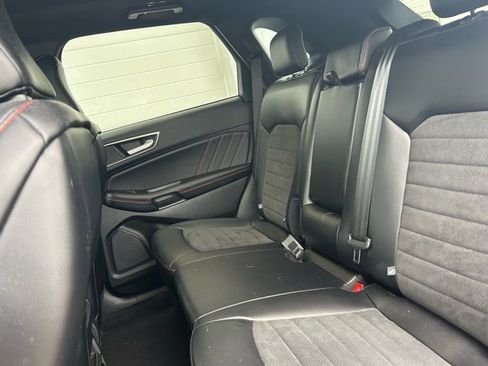 Used 2024 Ford Edge ST-Line image 9