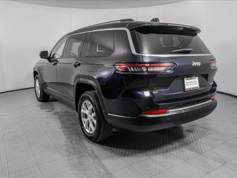 Used 2023 Jeep Grand Cherokee L Limited w/ Luxury Tech Group II image 4
