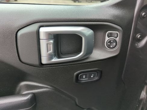 Used 2024 Jeep Wrangler Sport AWD/4WD image 20