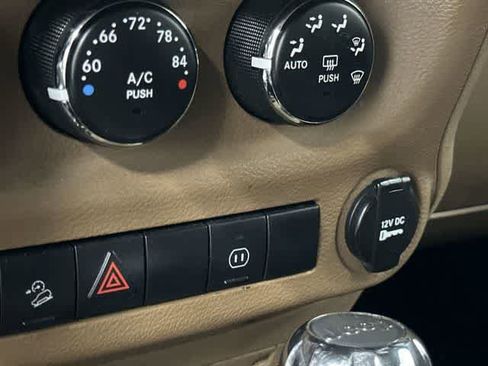 Used 2011 Jeep Wrangler Unlimited Rubicon w/ Connectivity Group AWD/4WD image 25