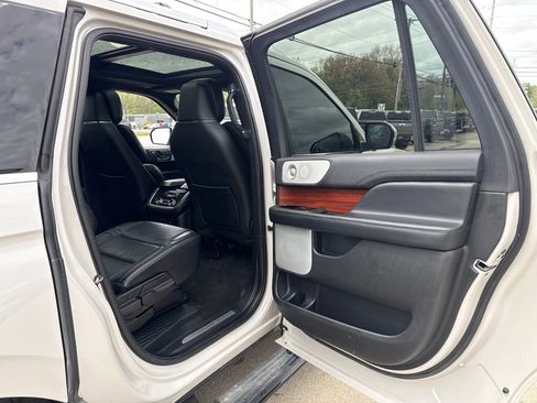 Used 2021 Lincoln Navigator L Reserve AWD/4WD image 53