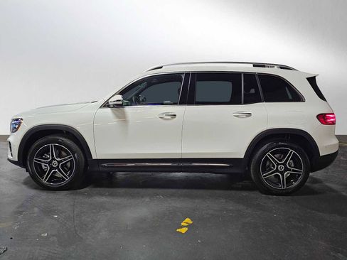 New 2026 Mercedes-Benz GLB 250 4MATIC image 6
