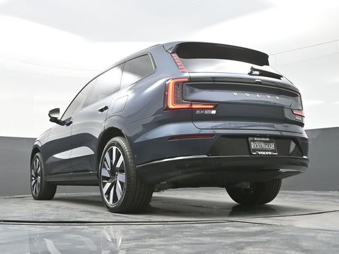 New 2025 Volvo EX90 Ultra image 25