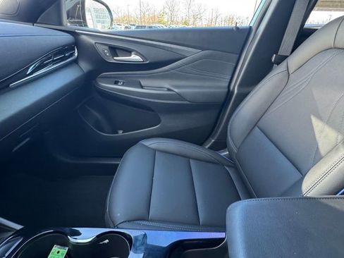 Used 2025 Buick Envista Sport Touring w/ Convenience II Package image 24