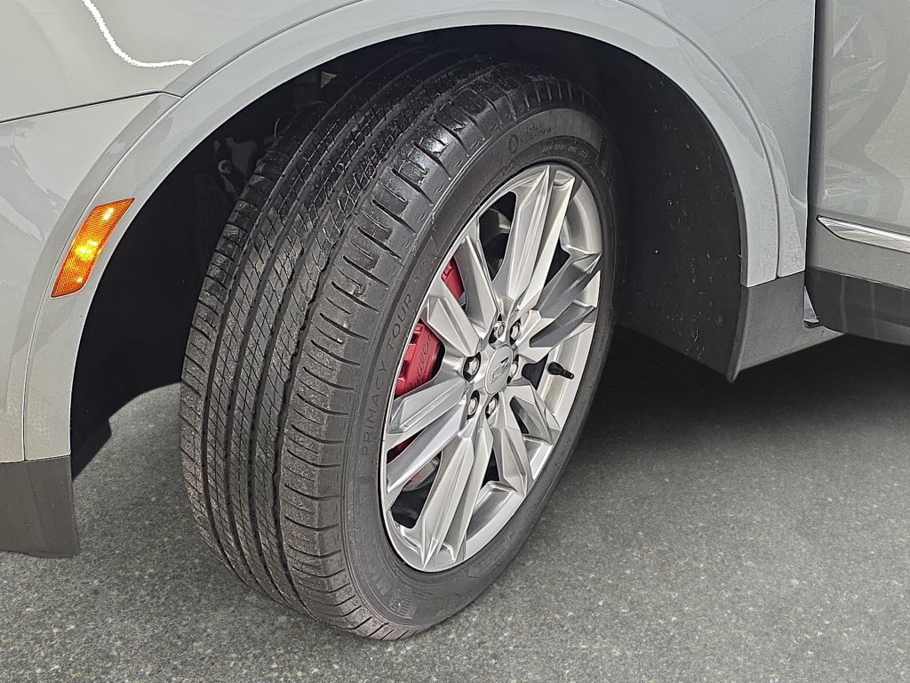 Used 2024 Cadillac XT5 Sportv AWD/4WD image 32