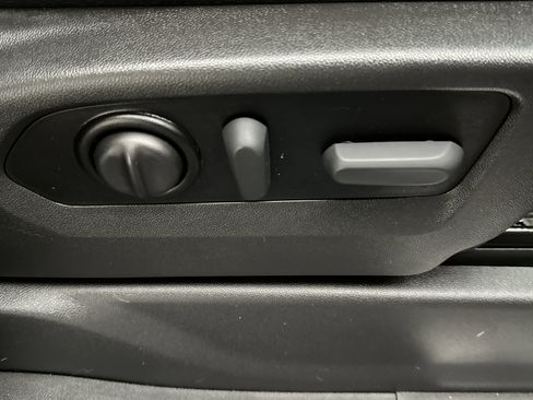 Used 2022 GMC Sierra 2500 Denali w/ Denali Ultimate Package image 29