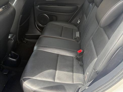 Used 2019 Honda HR-V EX-L image 8