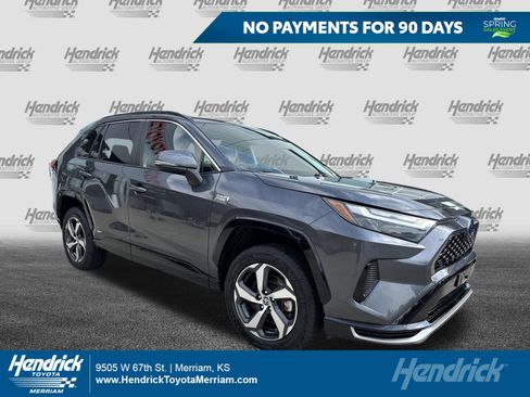 Used 2023 Toyota RAV4 SE AWD/4WD image 1