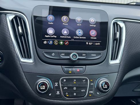 Used 2021 Chevrolet Malibu LT image 21