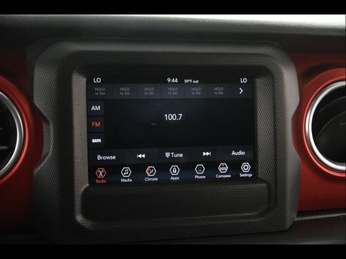 Used 2019 Jeep Wrangler Rubicon AWD/4WD image 10