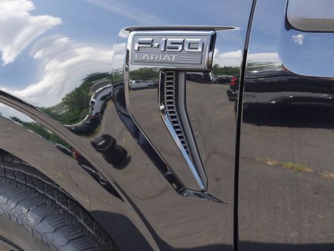 Used 2024 Ford F150 Lariat w/ Equipment Group 502A High AWD/4WD image 17
