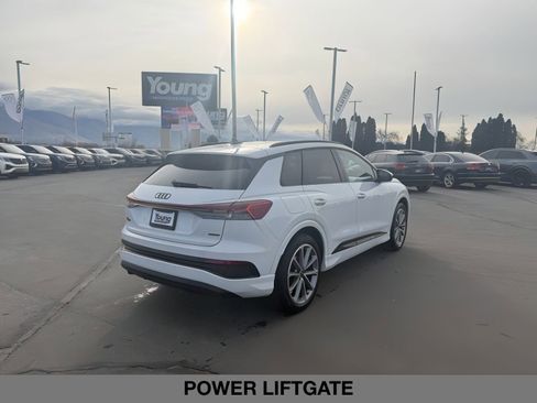 New 2026 Audi Q4 e-tron Premium image 7