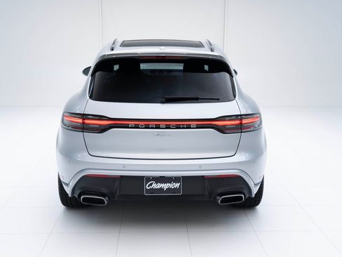 Used 2025 Porsche Macan image 10