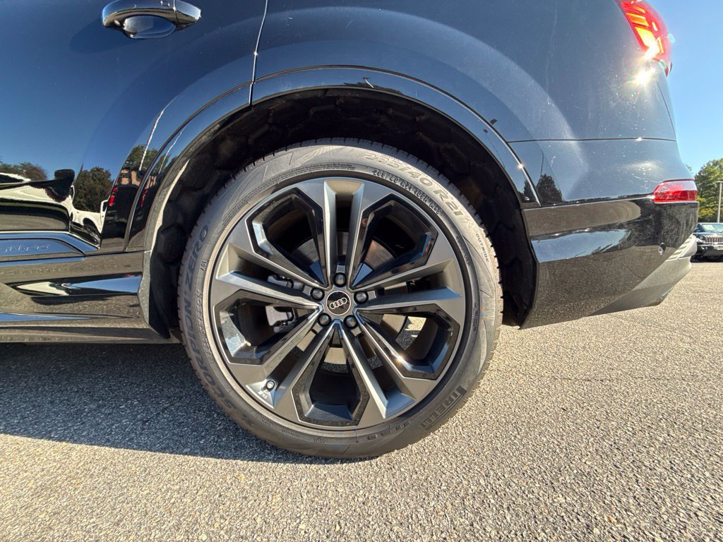 Used 2026 Audi Q7 3.0T Premium Plus AWD/4WD image 13