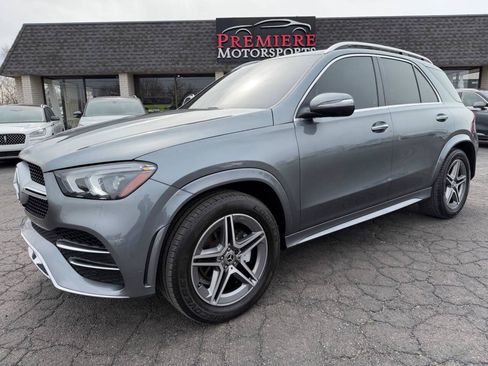 Used 2022 Mercedes-Benz GLE 350 w/ AMG Line Exterior image 2
