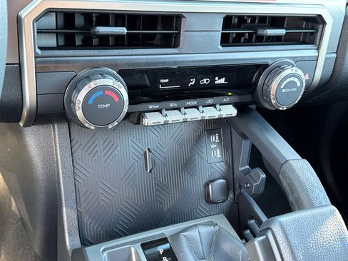 New 2026 Toyota 4Runner SR5 image 31