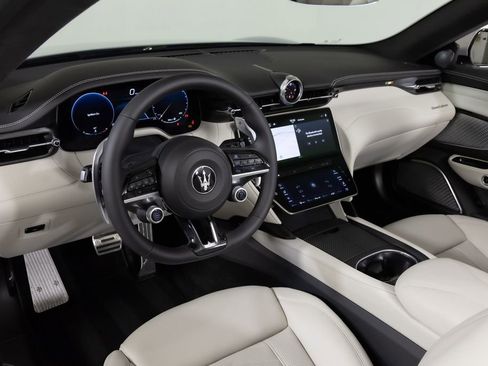 New 2026 Maserati GranCabrio Modena image 4