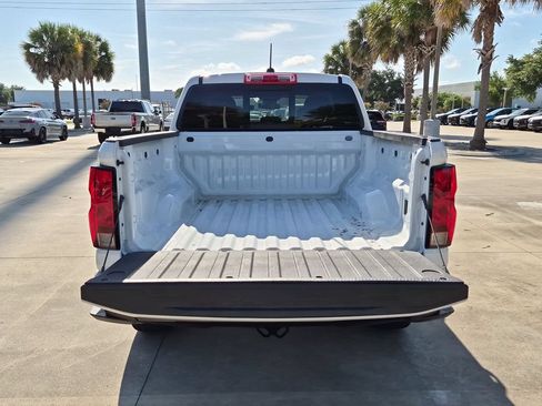 Used 2025 Chevrolet Colorado W/T RWD image 21