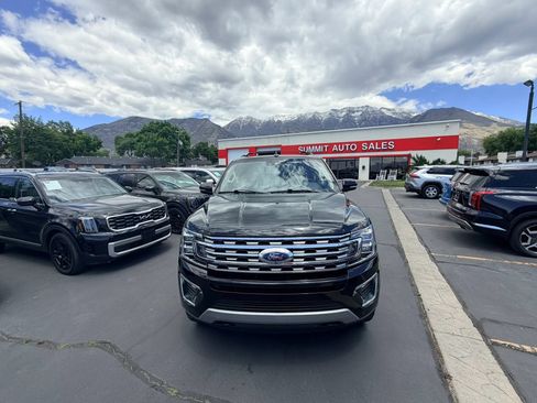 Used 2021 Ford Expedition Limited AWD/4WD image 9