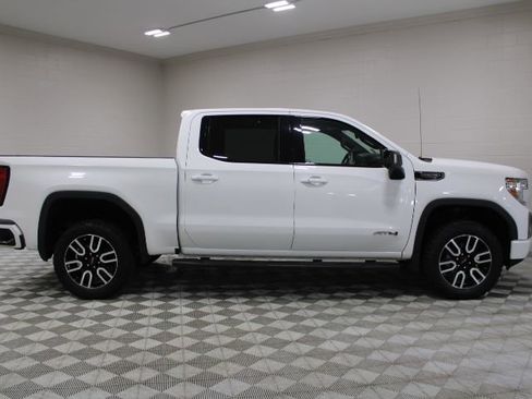 Used 2020 GMC Sierra 1500 AT4 w/ AT4 Premium Package AWD/4WD image 13