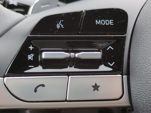 Certified 2024 Hyundai Santa Cruz Limited AWD/4WD image 21