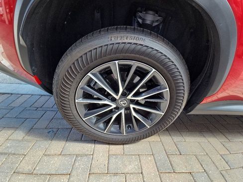 Used 2024 Lexus NX 250 FWD image 11