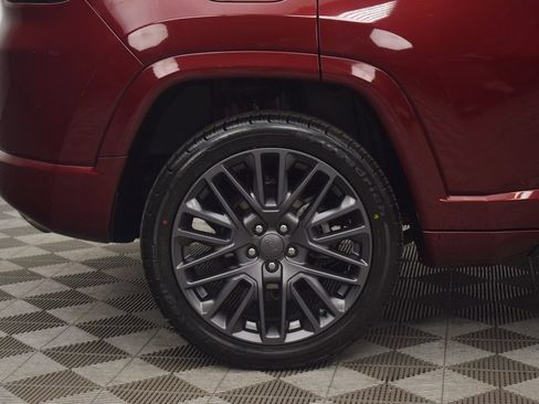 Used 2022 Jeep Compass High Altitude AWD/4WD image 33