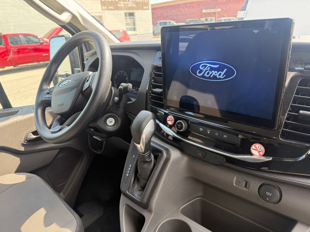 Used 2024 Ford Transit 350 XLT RWD image 2