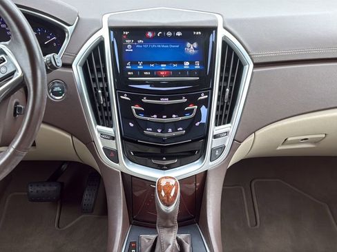 Used 2015 Cadillac SRX Luxury w/ Driver Awareness Package FWD image 17