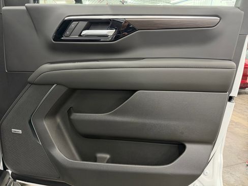 New 2026 Chevrolet Tahoe LT w/ Comfort Package image 26