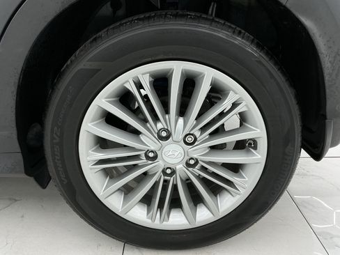 Used 2020 Hyundai Kona SEL FWD image 43