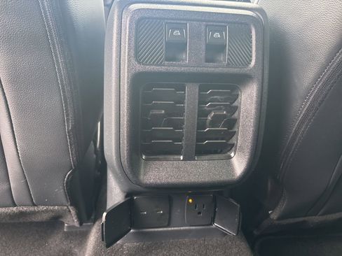 Used 2025 Ford Bronco Outer Banks AWD/4WD image 43