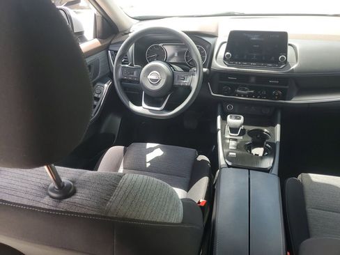 Certified 2023 Nissan Rogue SV FWD image 22