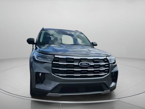 New 2026 Ford Explorer Active w/ Active Comfort Package image 6