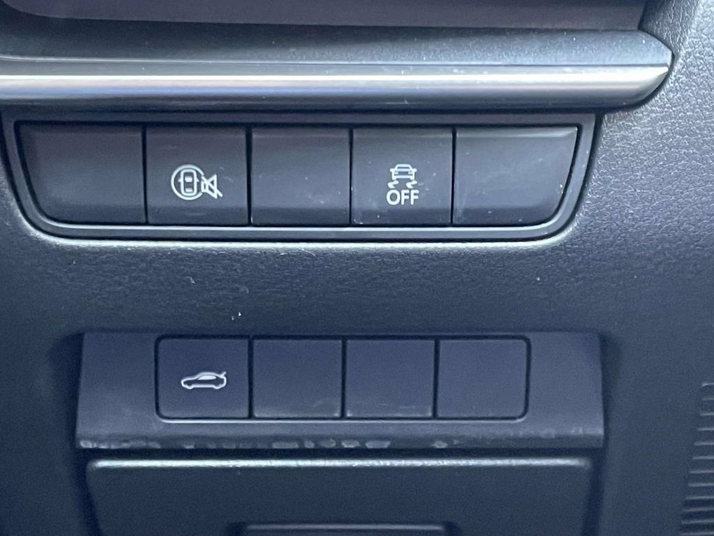 Used 2025 MAZDA MAZDA3 s FWD image 18