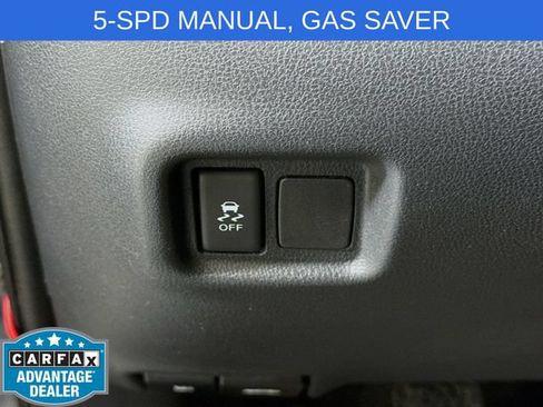 Used 2015 Nissan Versa S FWD image 10