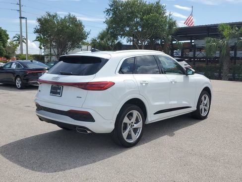 Certified 2025 Audi Q5 Premium Plus w/ Premium Plus AWD/4WD image 5