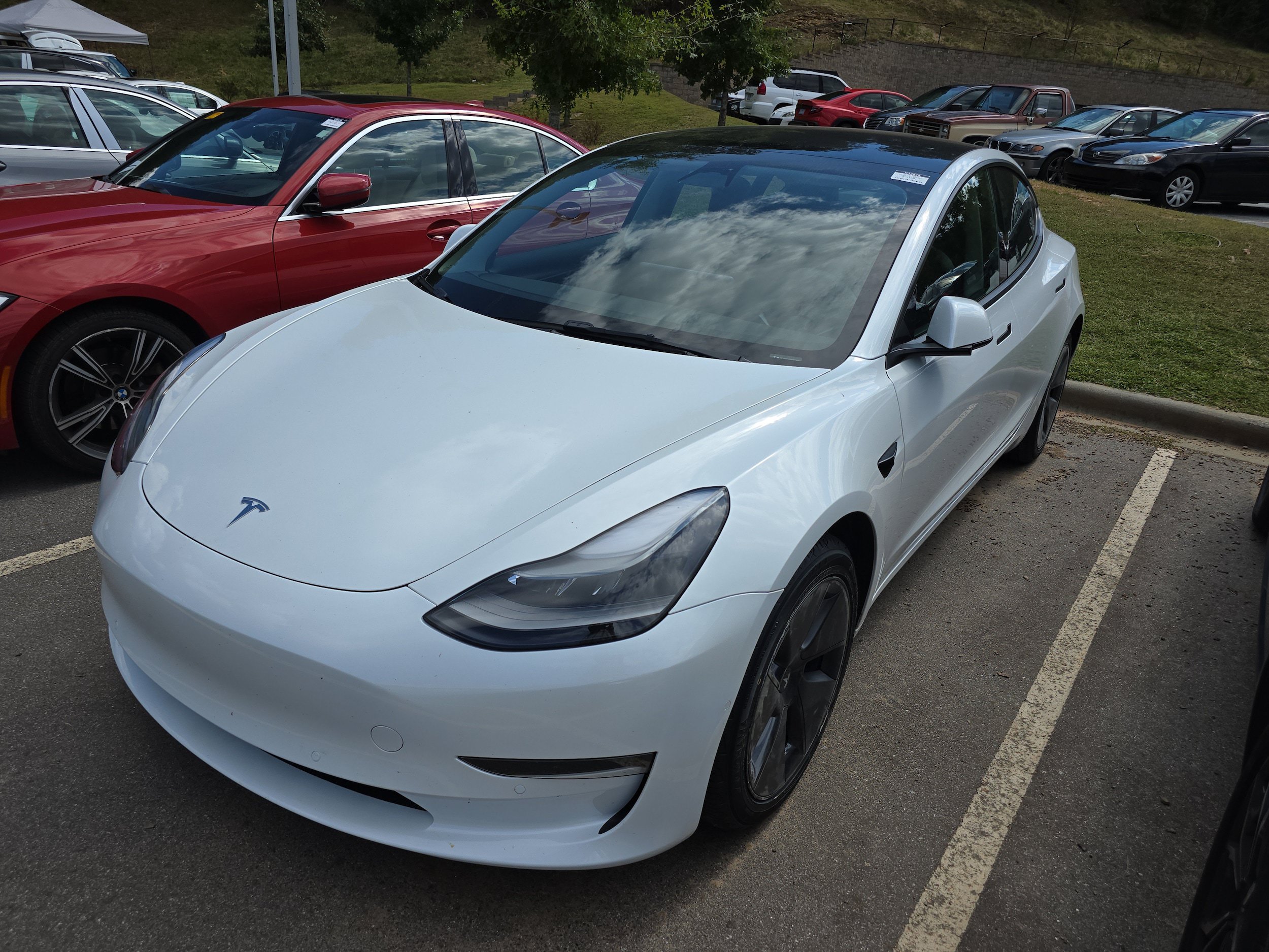 Used 2022 Tesla Model 3 Long Range AWD/4WD image 4