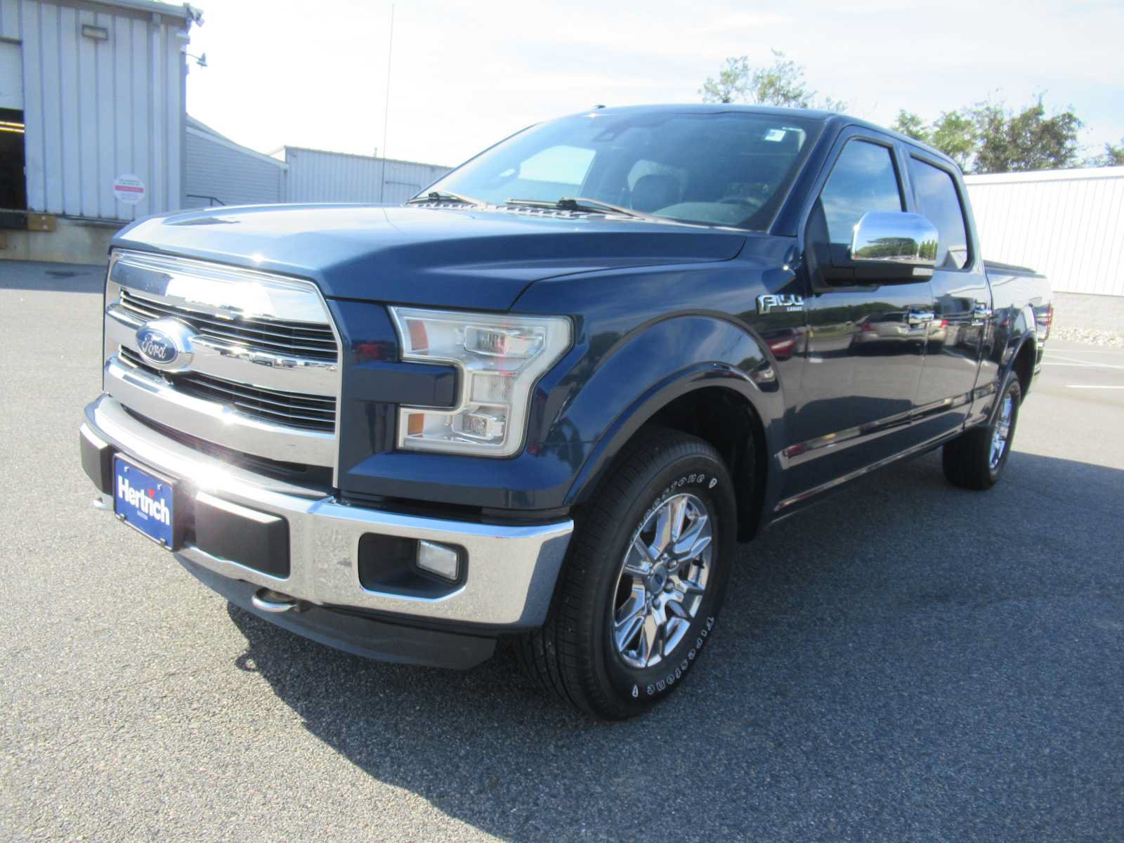 Used 2016 Ford F150 Lariat w/ Equipment Group 502A Luxury AWD/4WD image 1