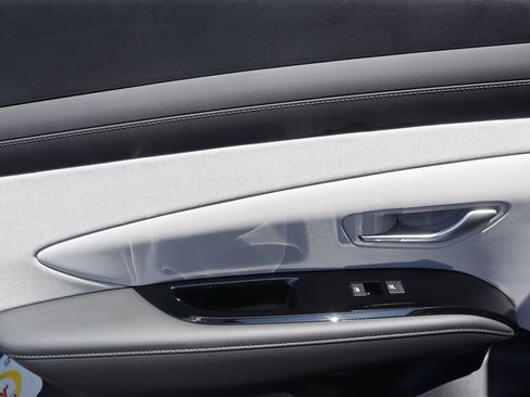 New 2025 Hyundai Tucson Limited AWD/4WD image 23
